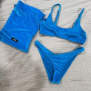 Triangl blue velvet bikini